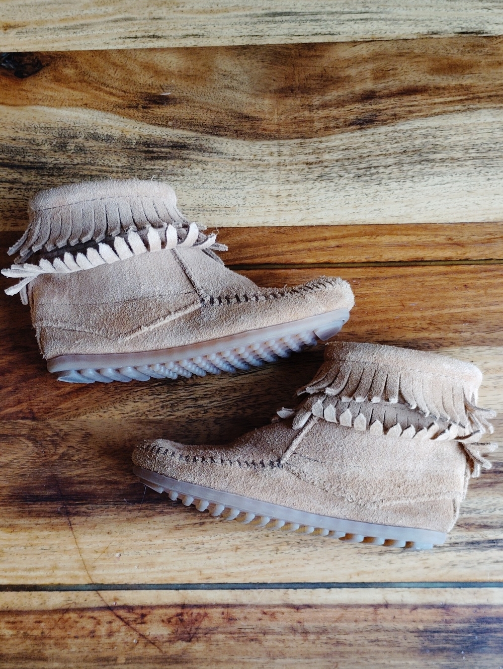 Minnetonka Genuine Suede Fringe Ankle Boots Chestnut Sz Girls 10